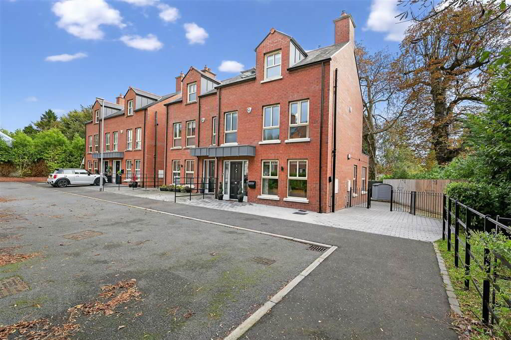 9 Montpelier Park 1 of 19