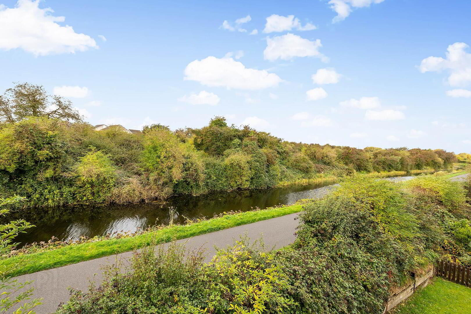 Apt 24, Royal Canal Court 26 of 27