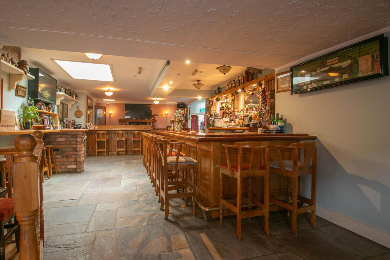 The Royal Bar, Stradone Street 3 of 30