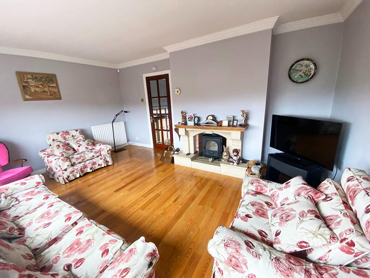 14 Richmond Heights 3 of 15