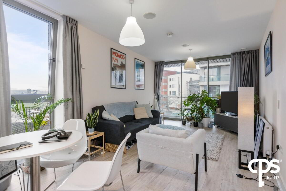 12.08 The Arc Apartments 3 of 16