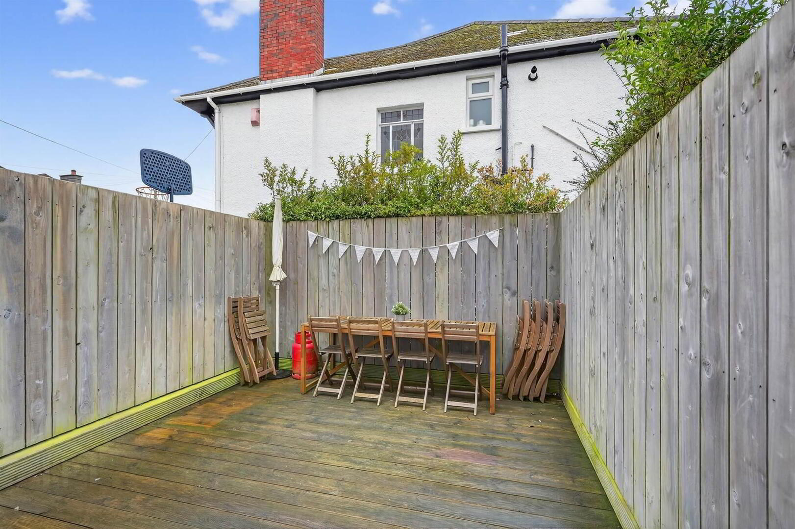 1 Thornhill Crescent 21 of 22