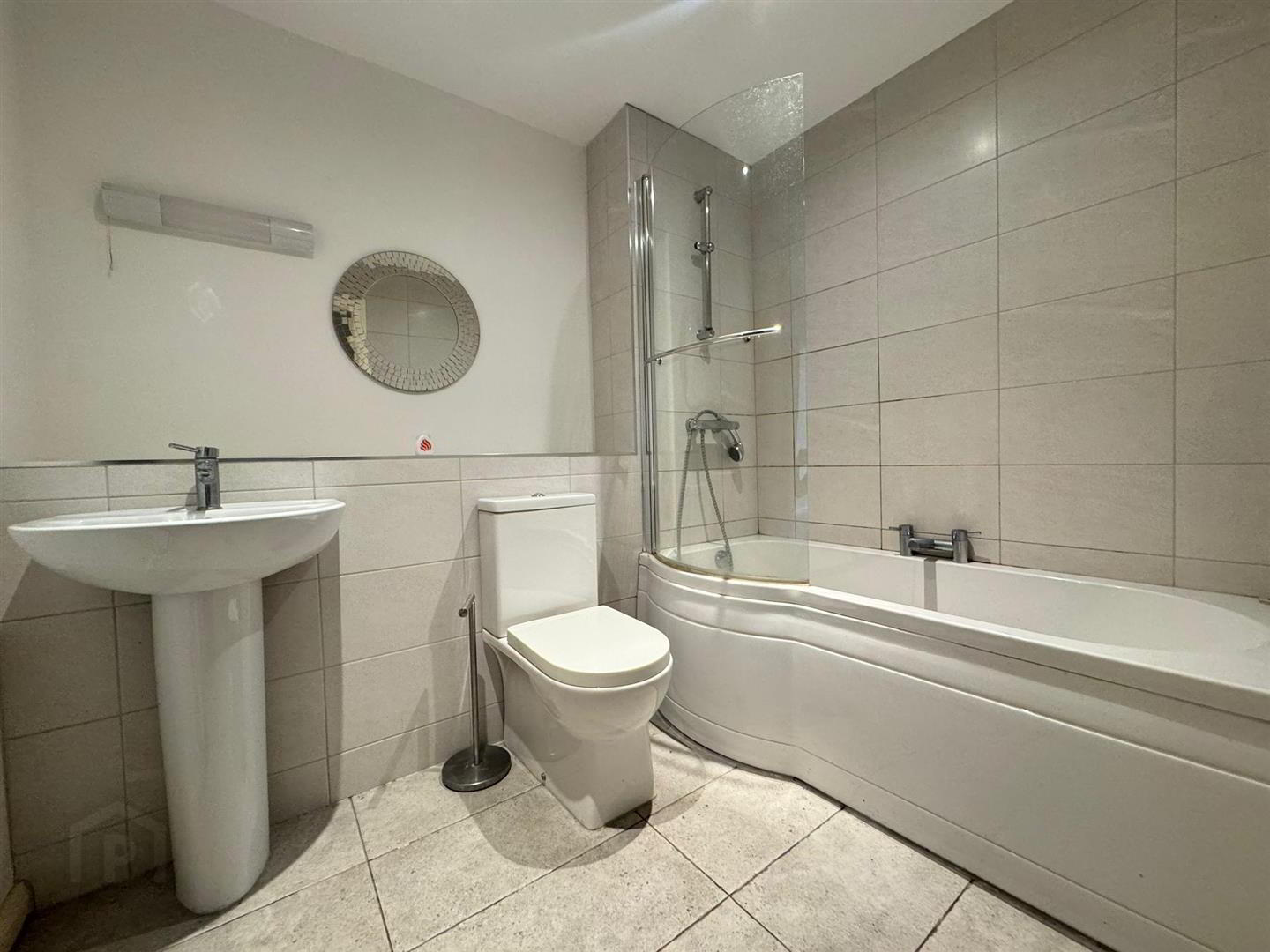 Apt 34, 250E Whitewell Road 7 of 7