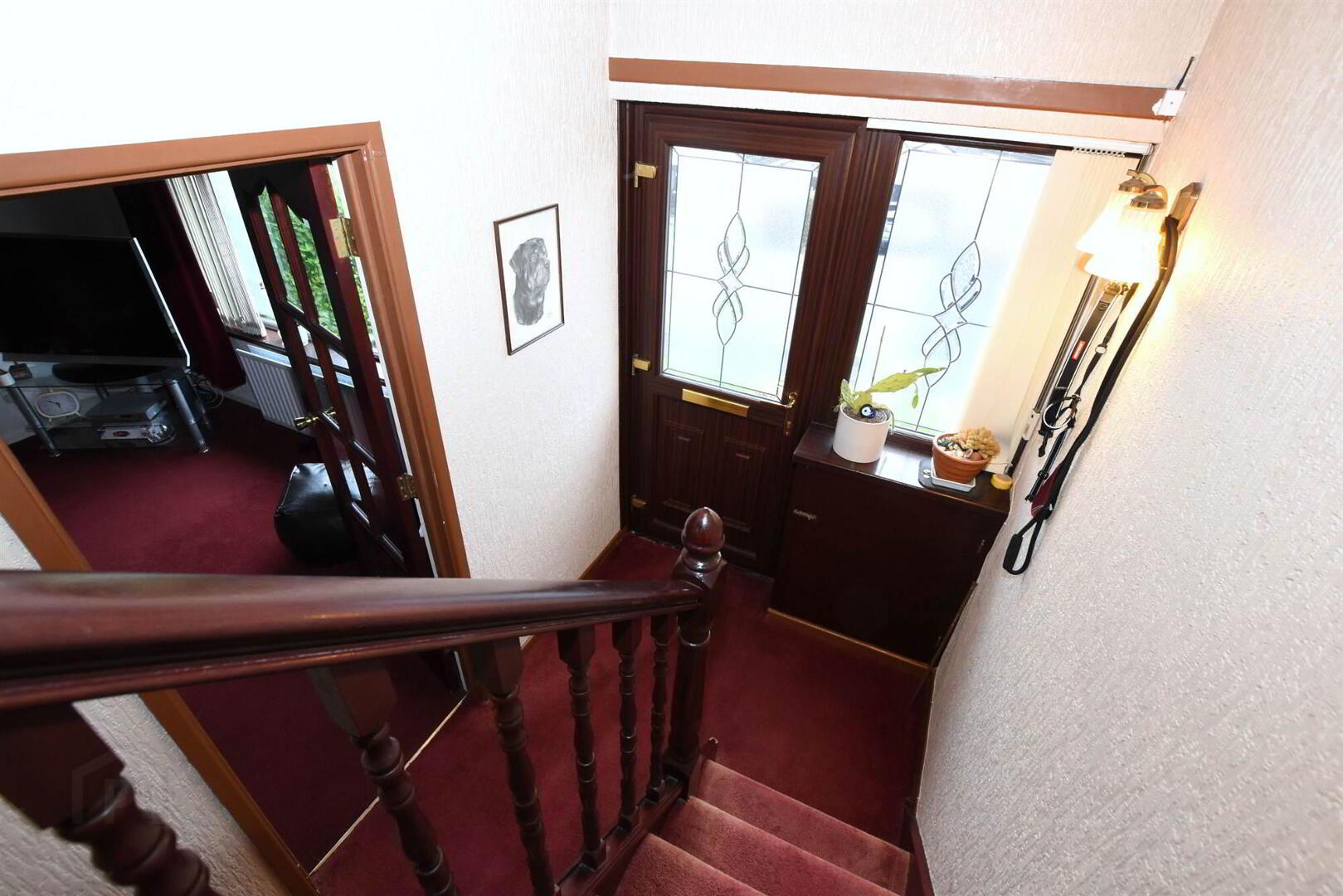 2 Glenmount Park 3 of 19