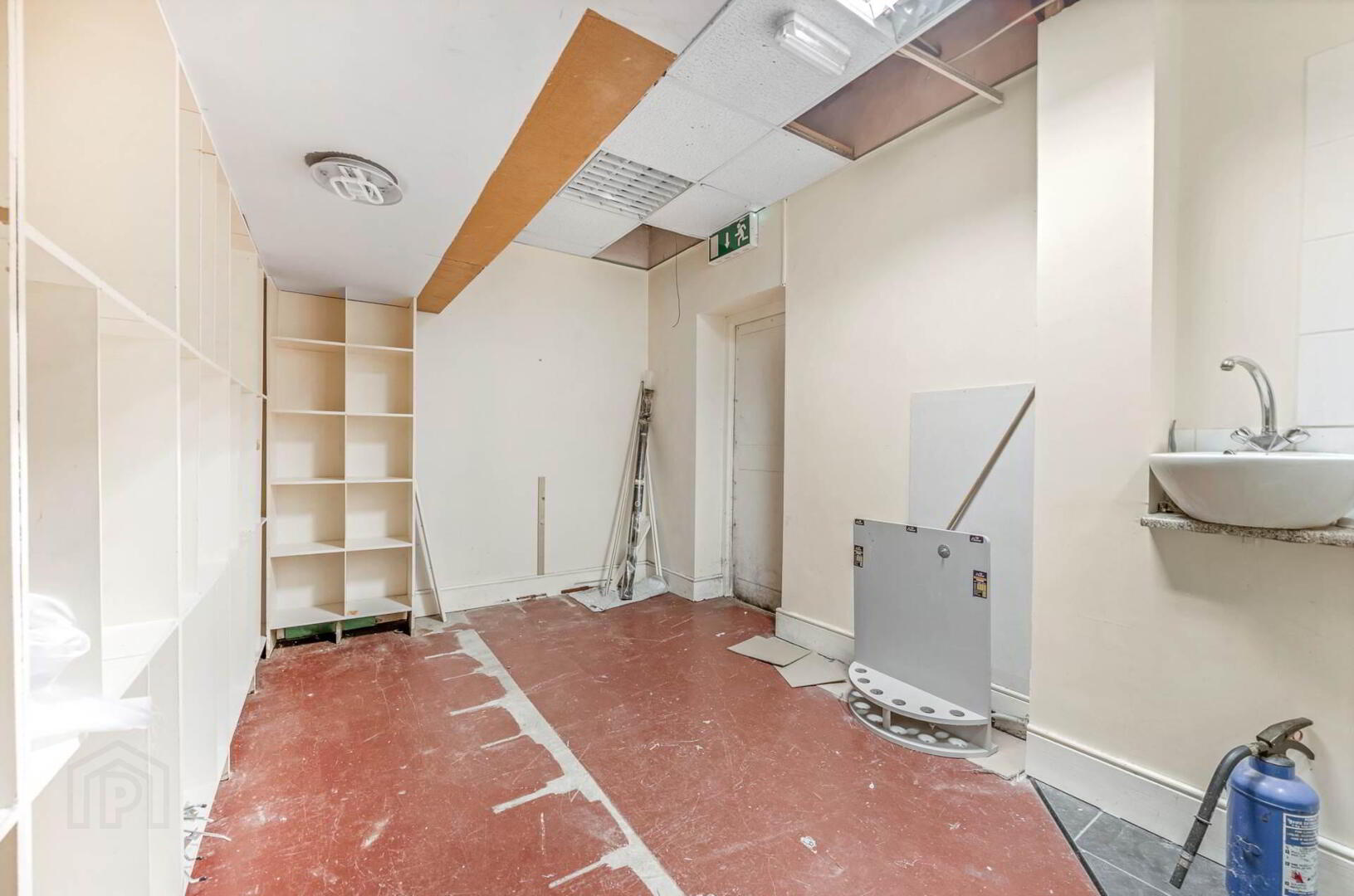 Unit 16, Ashbourne Town Centre 10 of 11