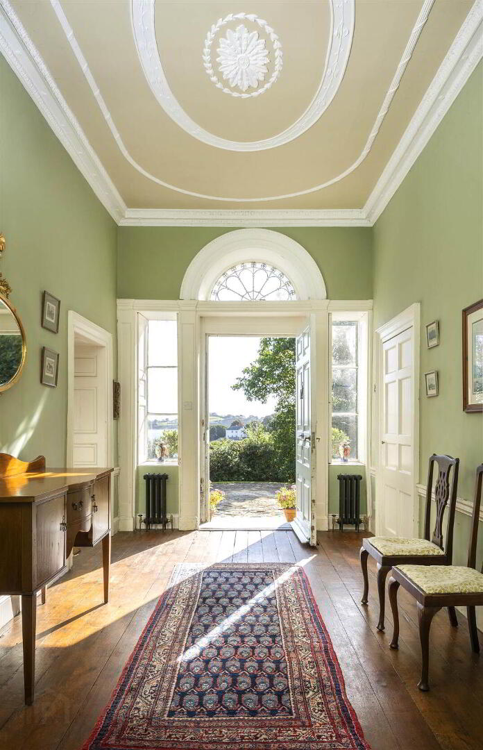 Strangford House, 39a Castle Street 3 of 30
