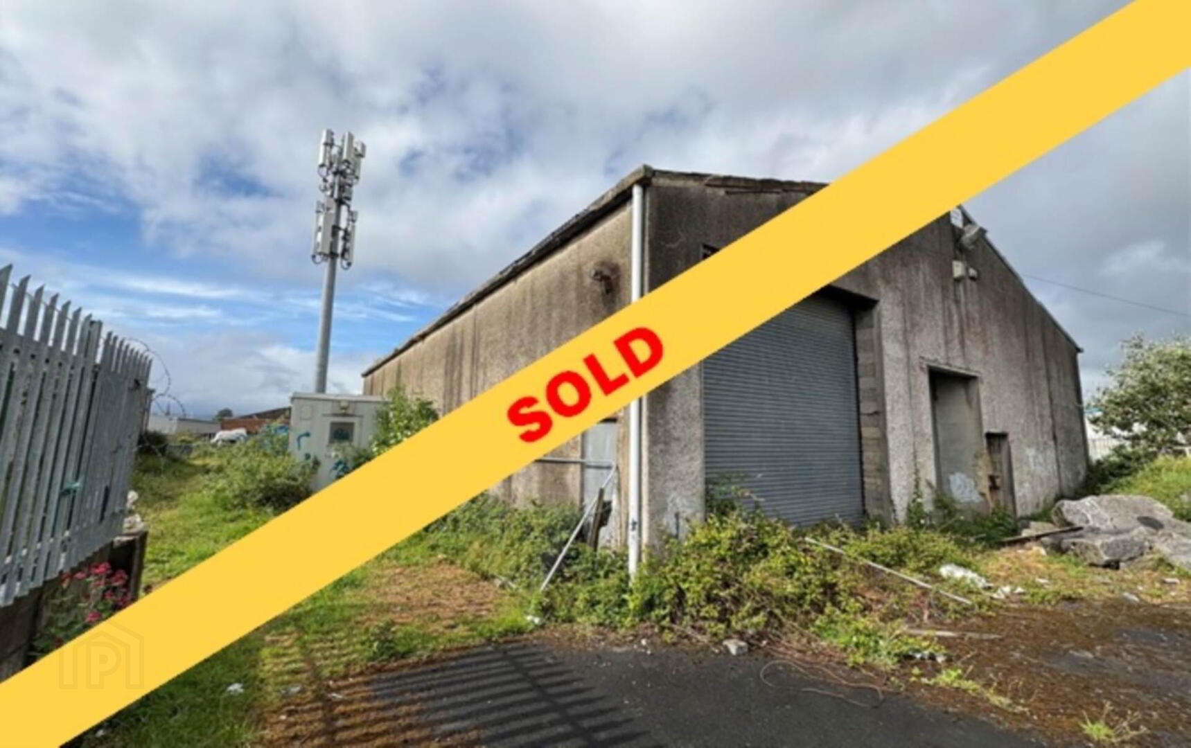 Unit 13, Galvone Industrial Estate 1 of 14