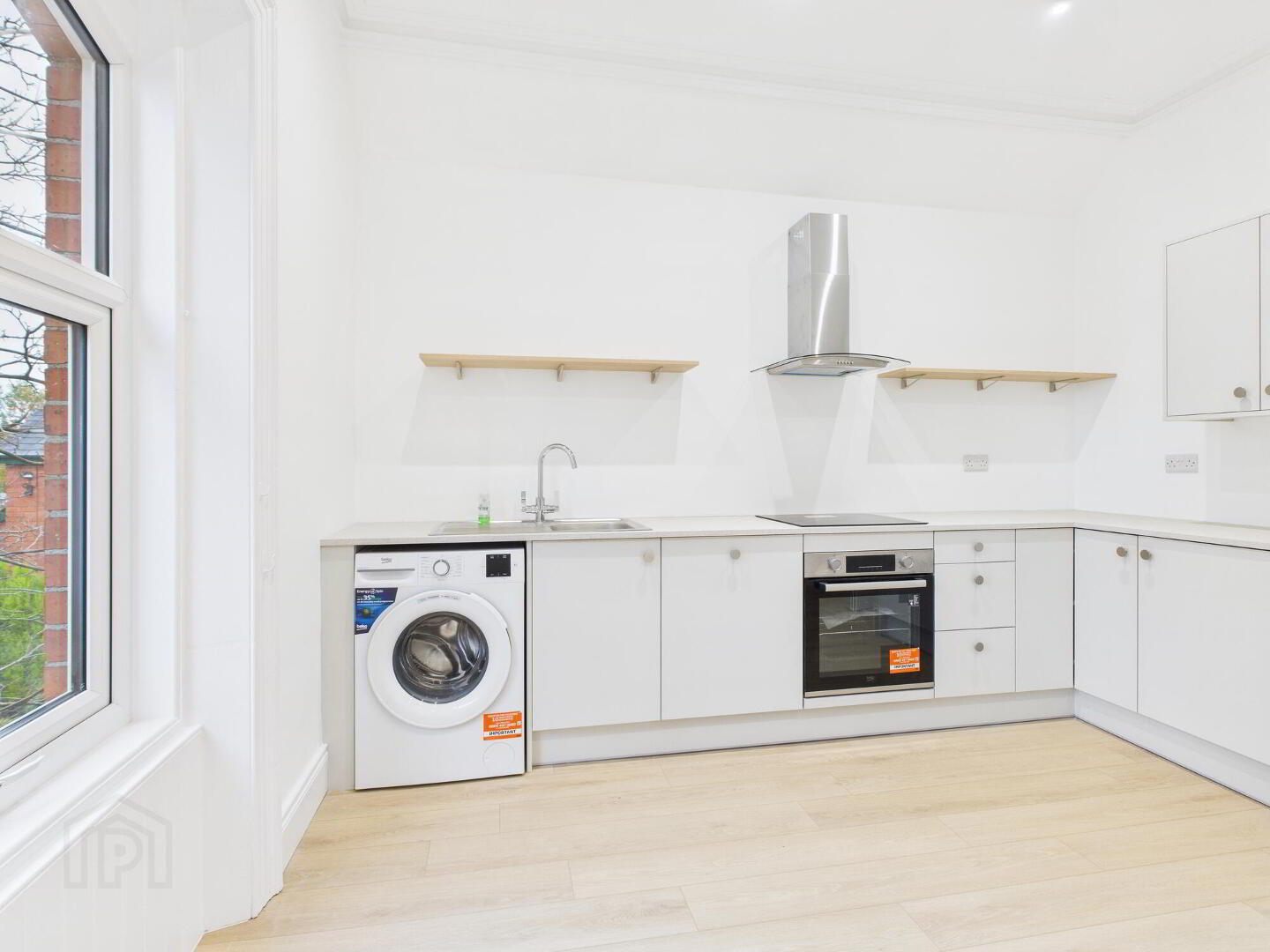 The Loft, 192a Kingsway 3 of 15