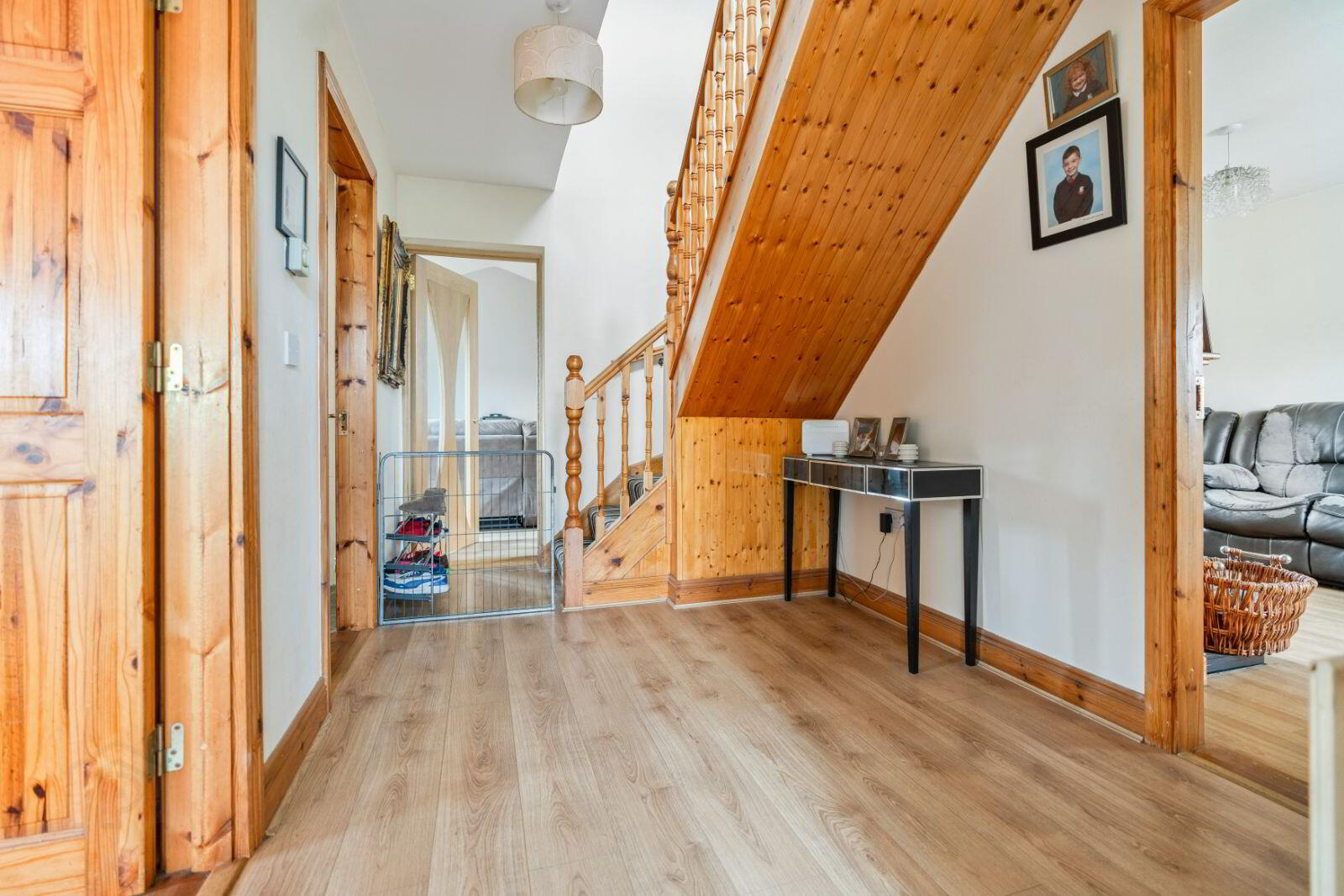 28 Beech Rise 2 of 23