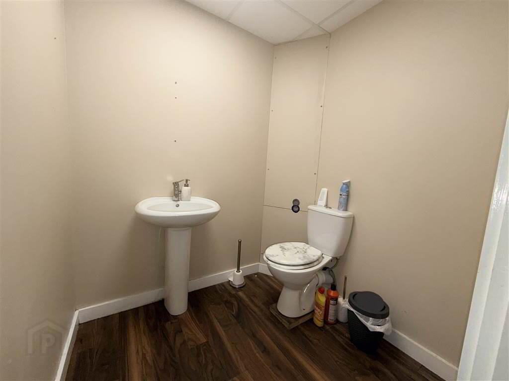 Unit 5 Throne Centre, 252 Whitewell Road 12 of 12