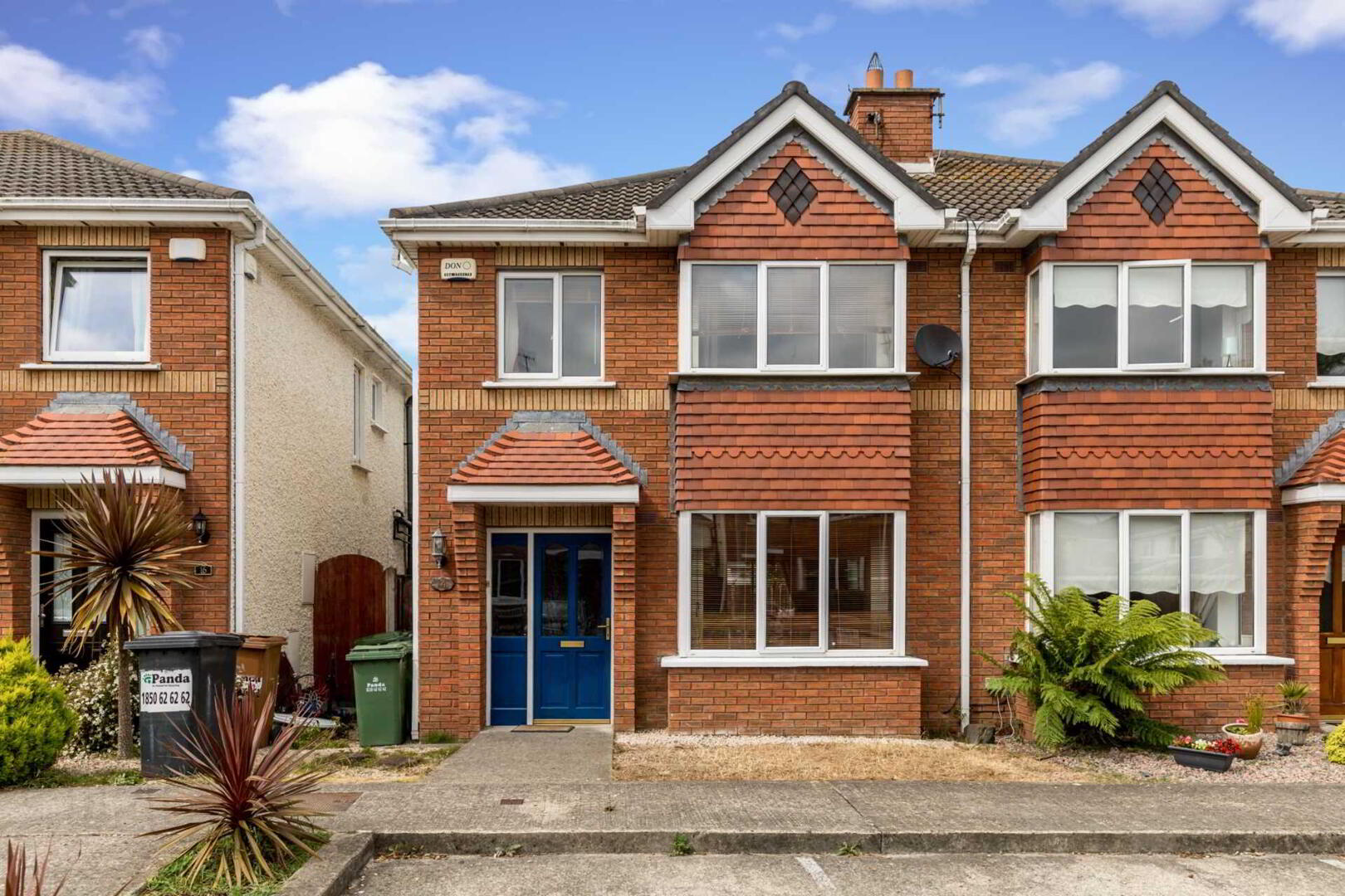 14 Mount Rochford Rise 1 of 11