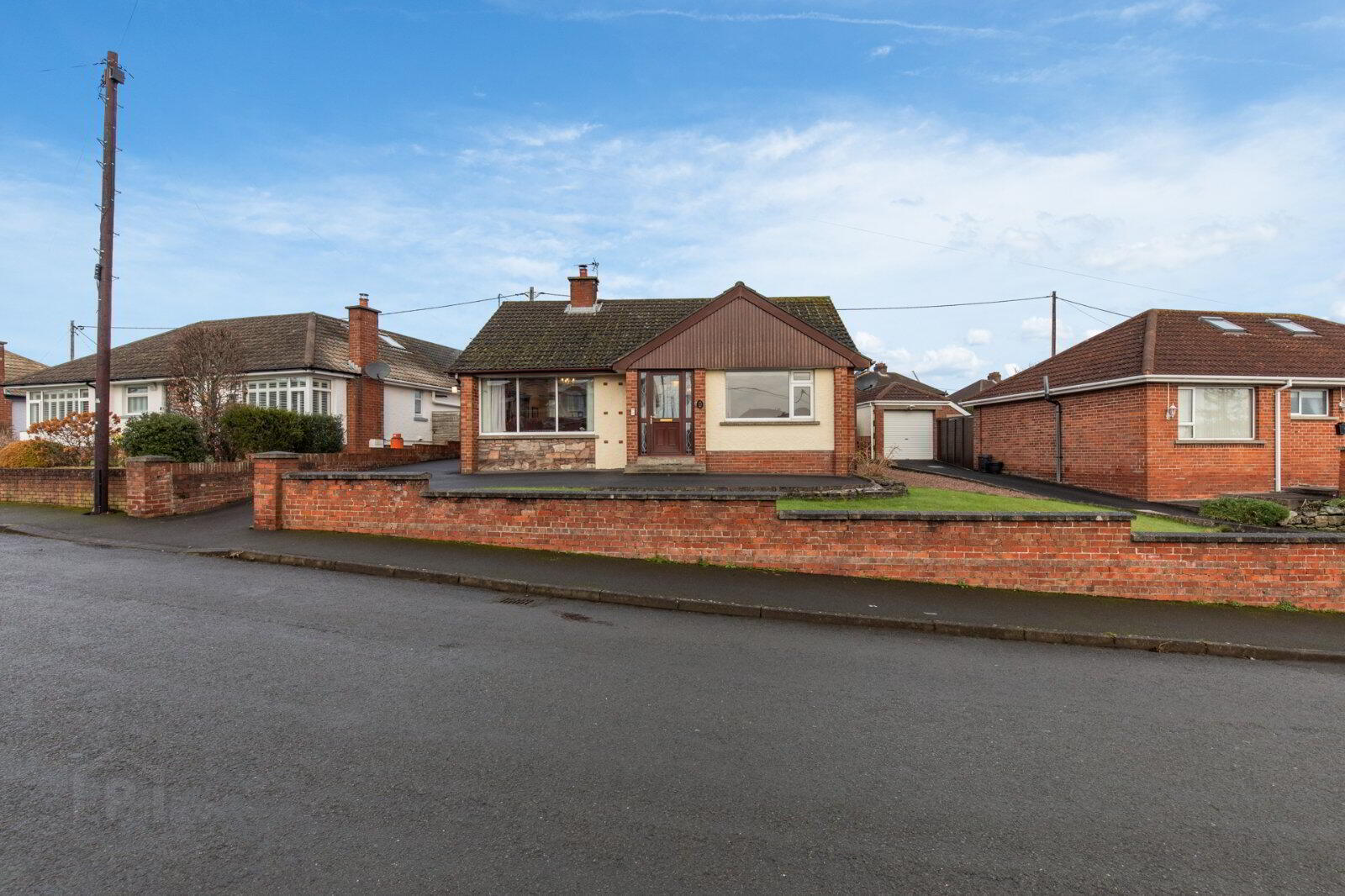13 Londonderry Road 2 of 27