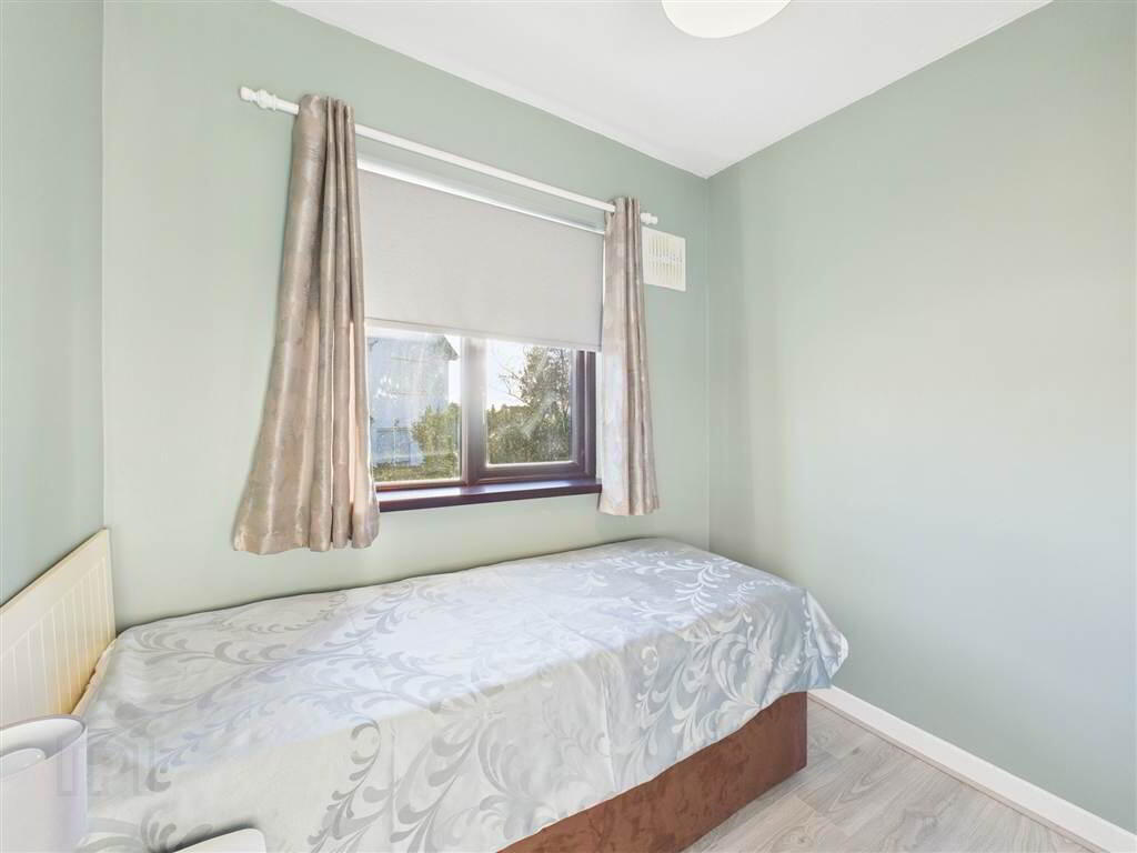 17 Brentwood Crescent 12 of 13