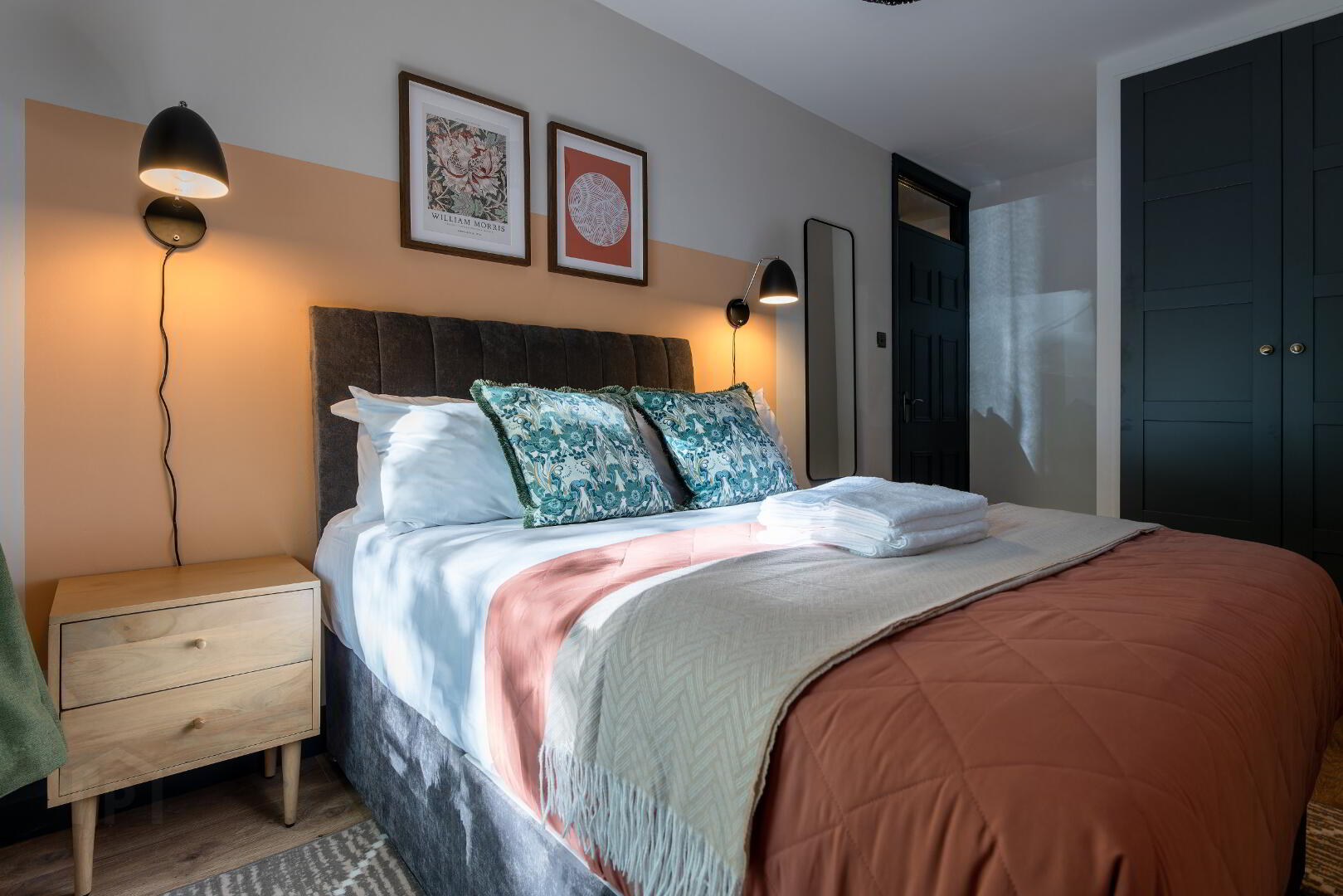 City Centre 9 Month Rental, Salisbury Court 17 of 18