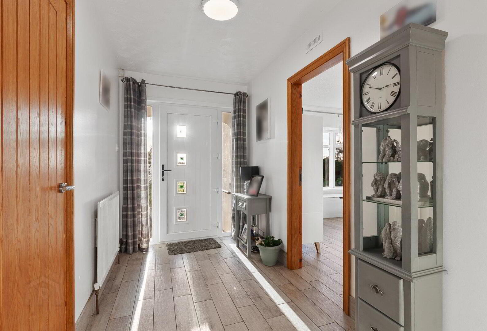25A Oldwood Road 2 of 34
