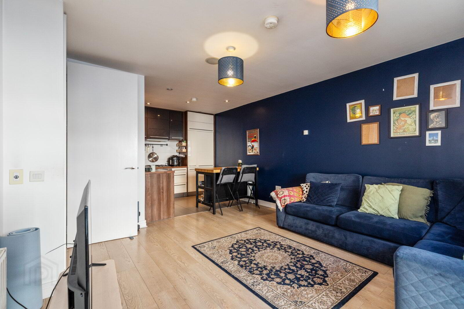 Apartment 7.40 Queens Road 3 of 9