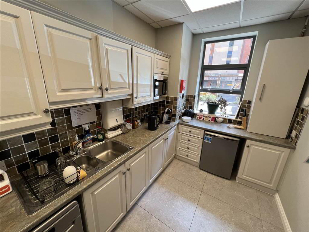 28 Adelaide Street - Serviced Offices 7 of 8