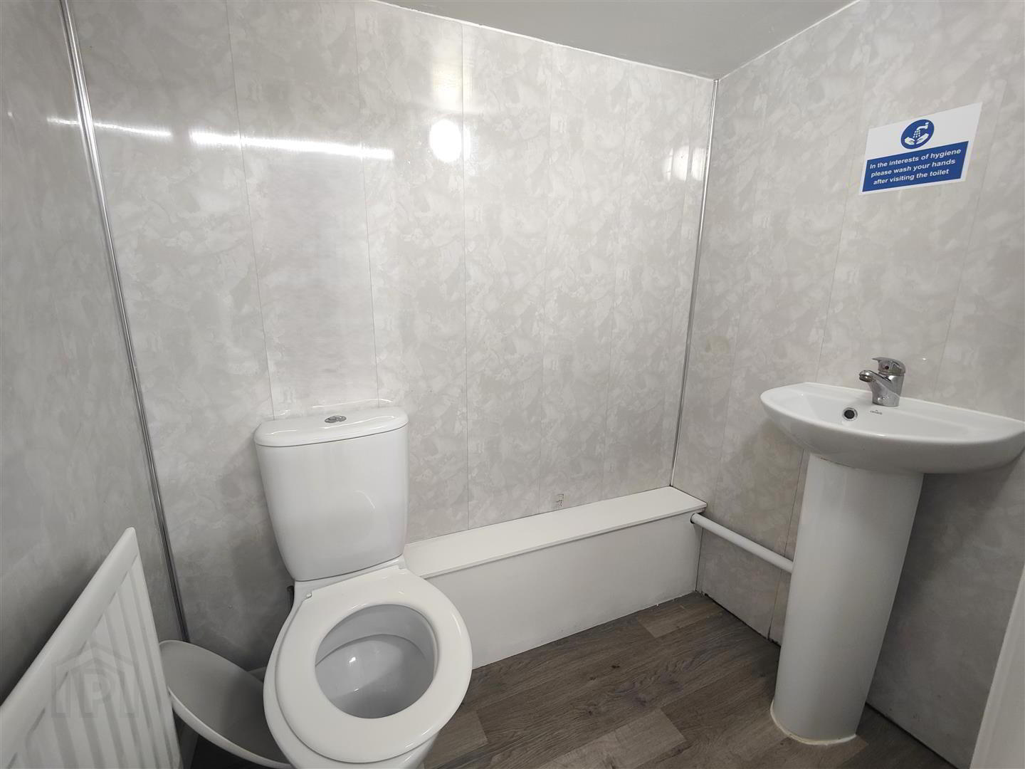 133 Shankill Road 11 of 12