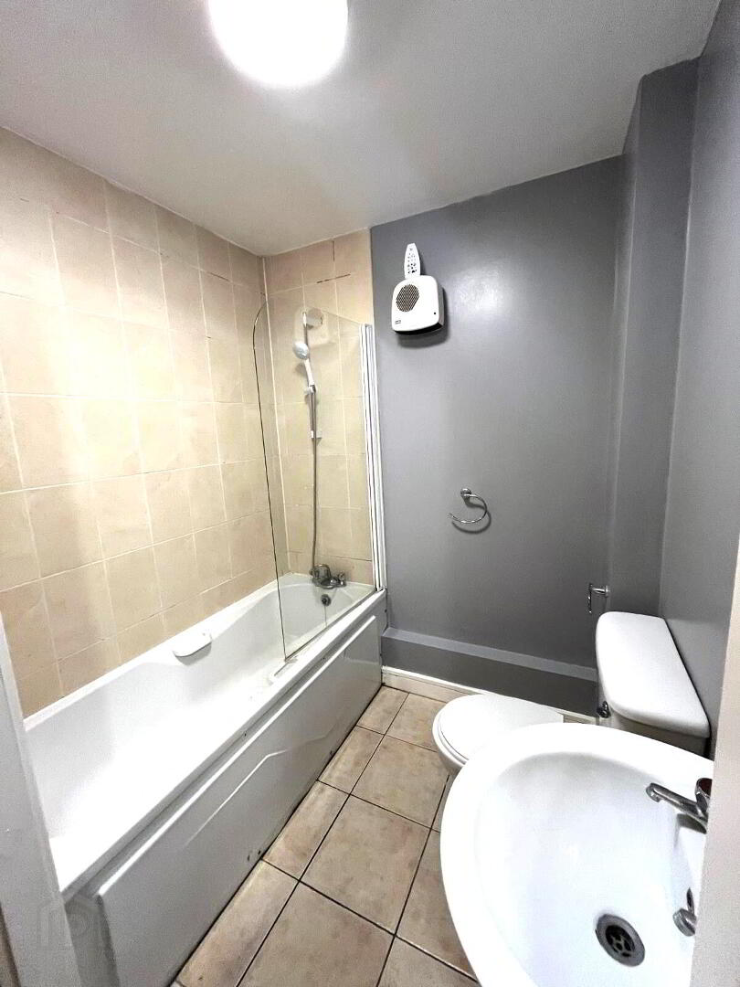 Apartment 46 Block B City Gate 9 of 9