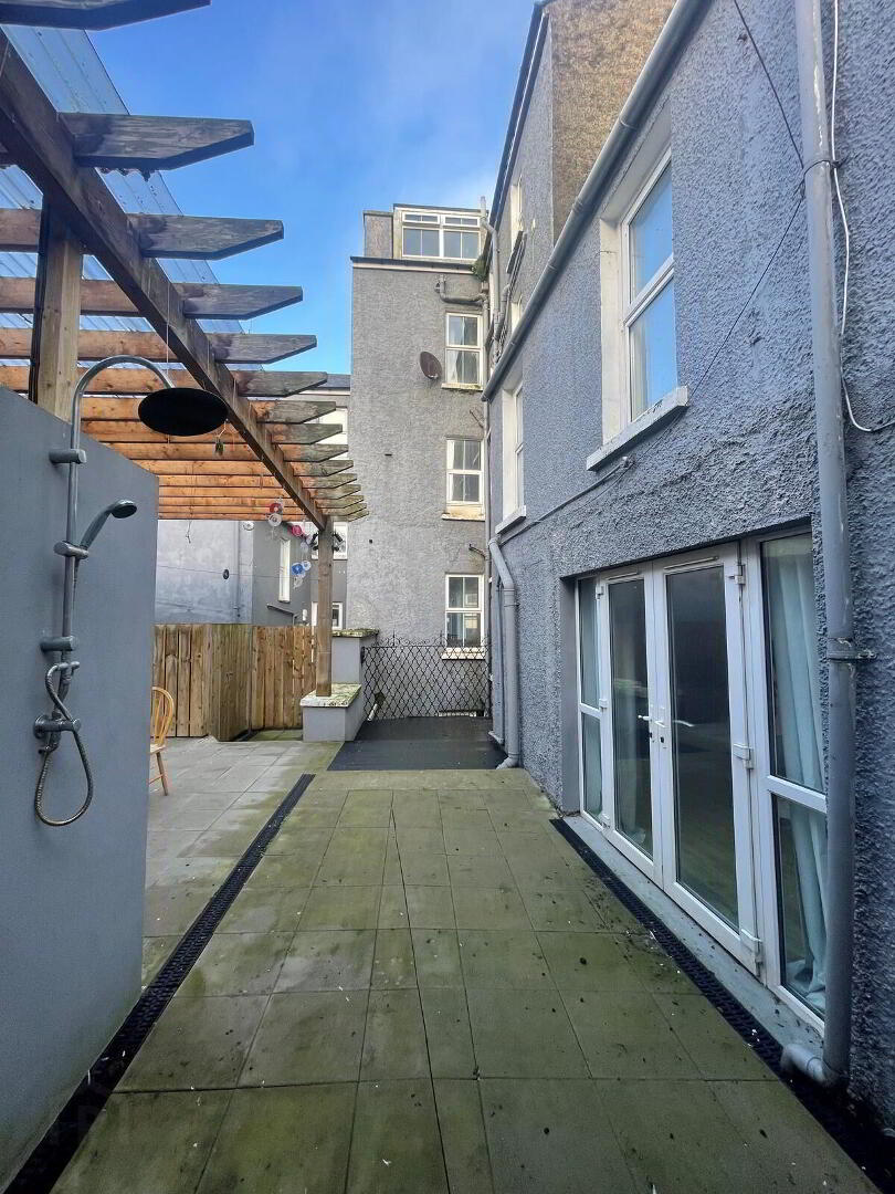 6 Bath Street 5 of 5