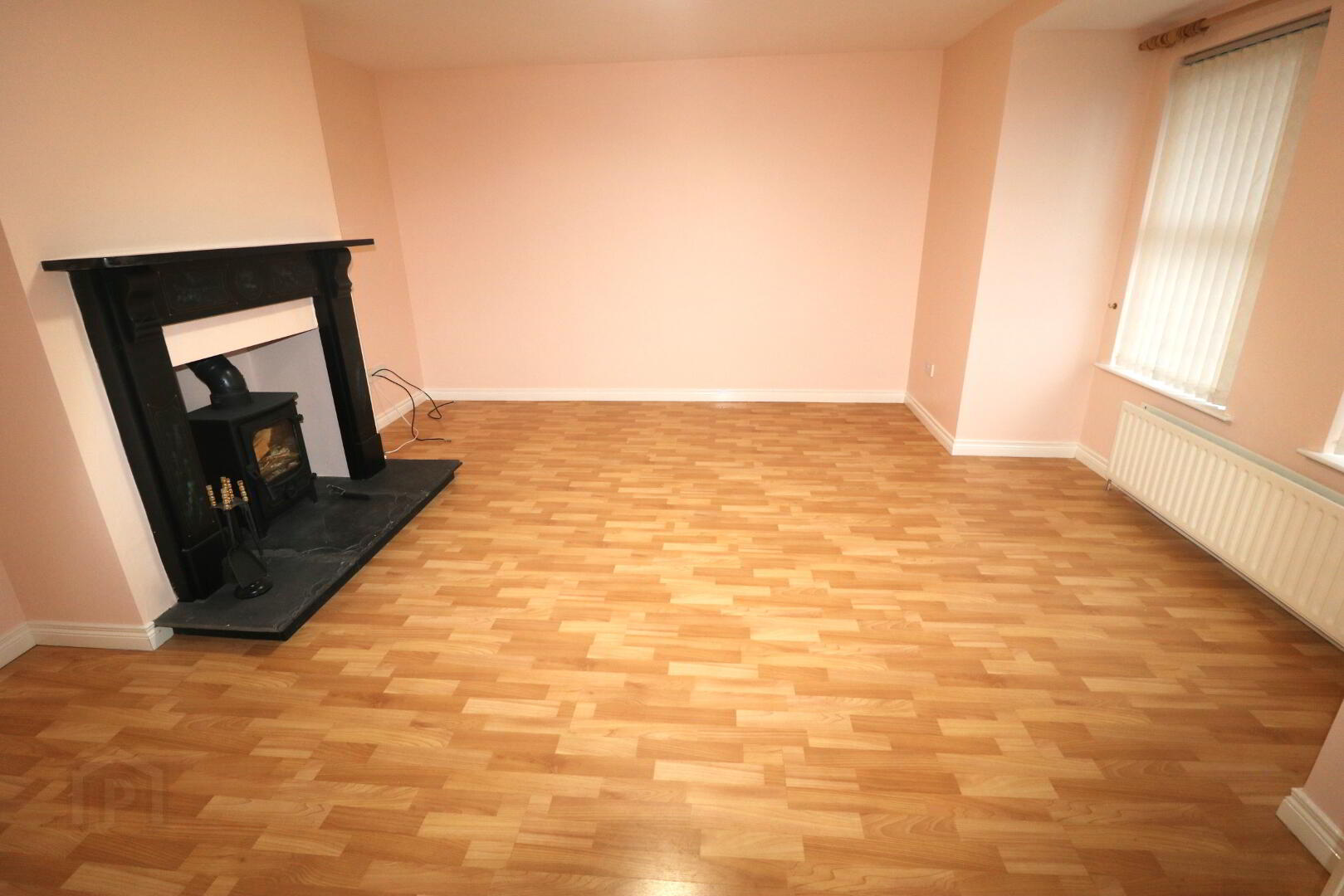 6 Hillside Avenue 3 of 21