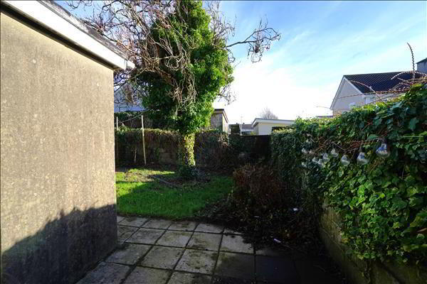 Tir Connell Avenue 23 of 24