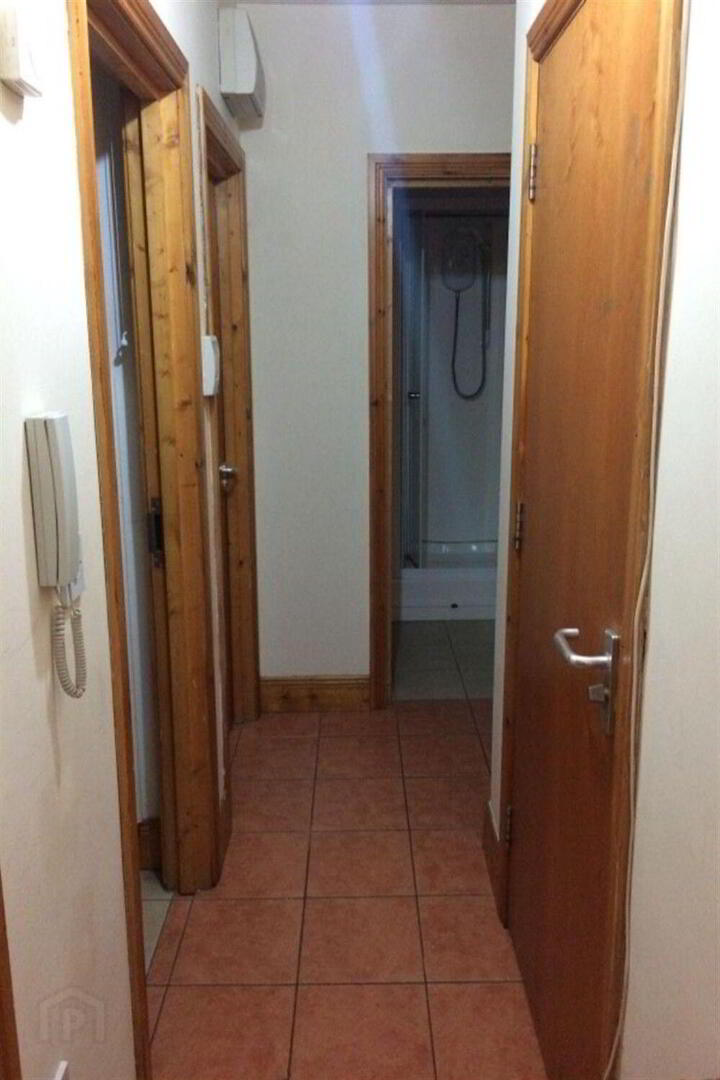 2, 28 Lawrence Street 9 of 9