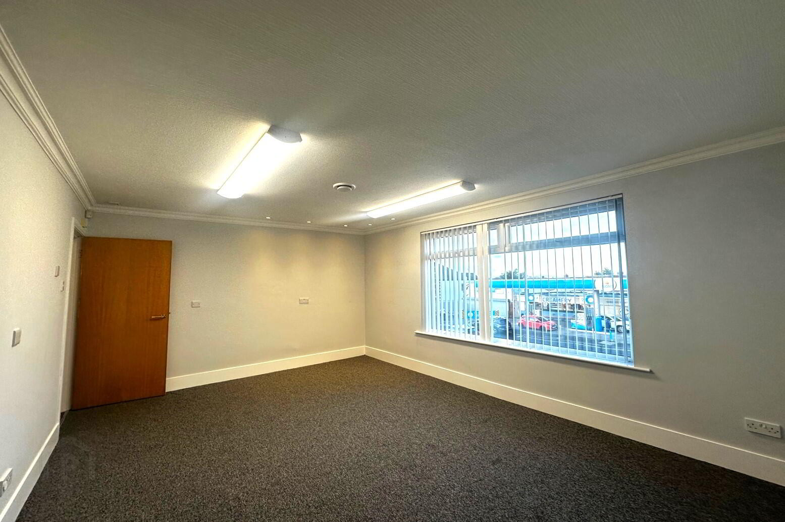 First Floor, 61-63 Rosetta Road 2 of 2