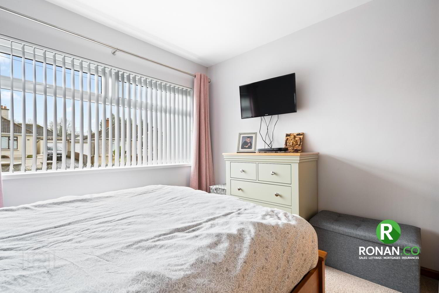 35 Ashgrove Park 22 of 23