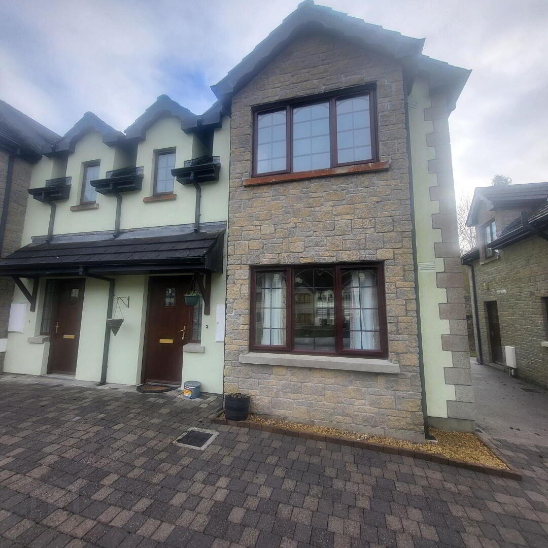 19 Crofton Court 2 of 25
