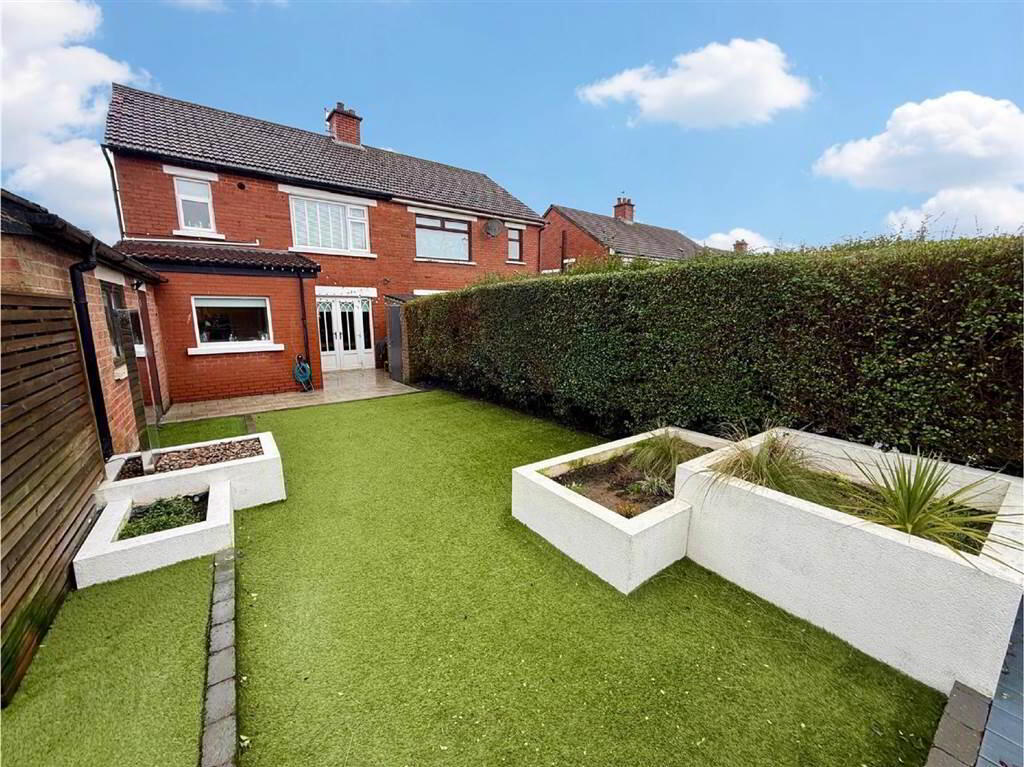 12 Merok Gardens 19 of 19