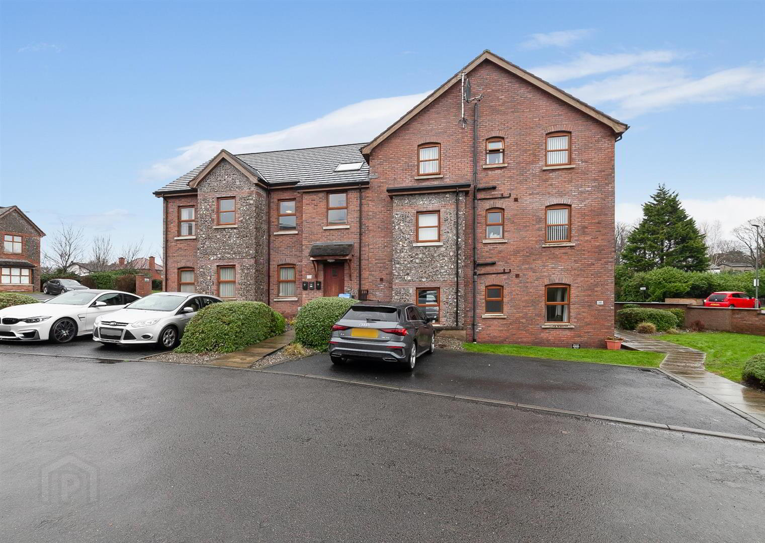 6 Lismore Court 2 of 21