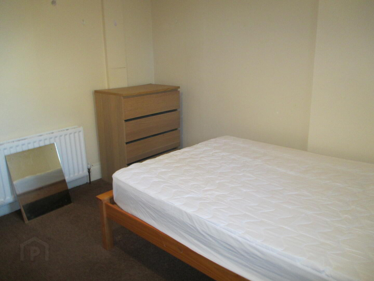 WOODSTOCK ROAD - Double Bedroom To Let 10 of 11