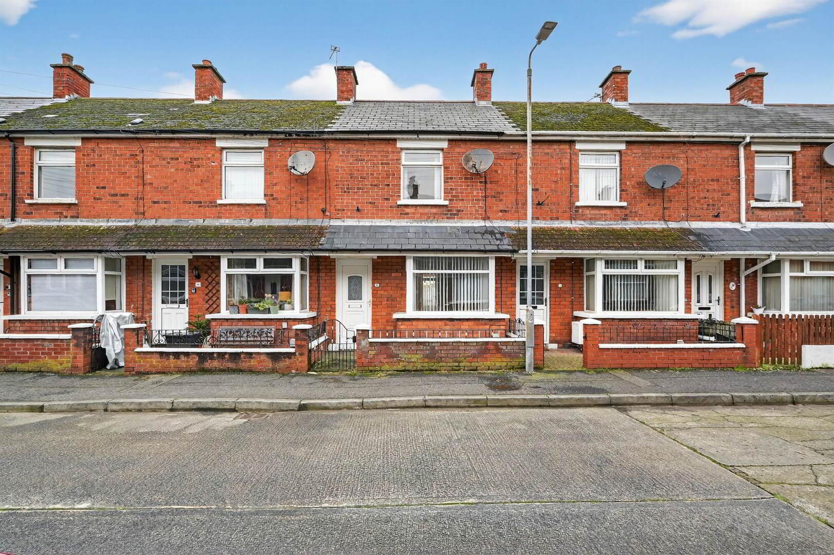 10 Oakdene Drive 1 of 16