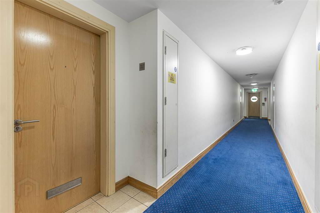 707 Margarita Plaza, 81 Adelaide Street 3 of 20