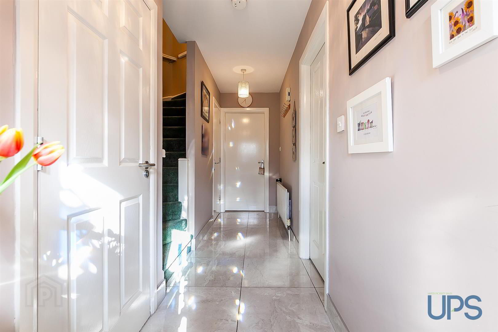 203 Alexandra Park Avenue 3 of 32