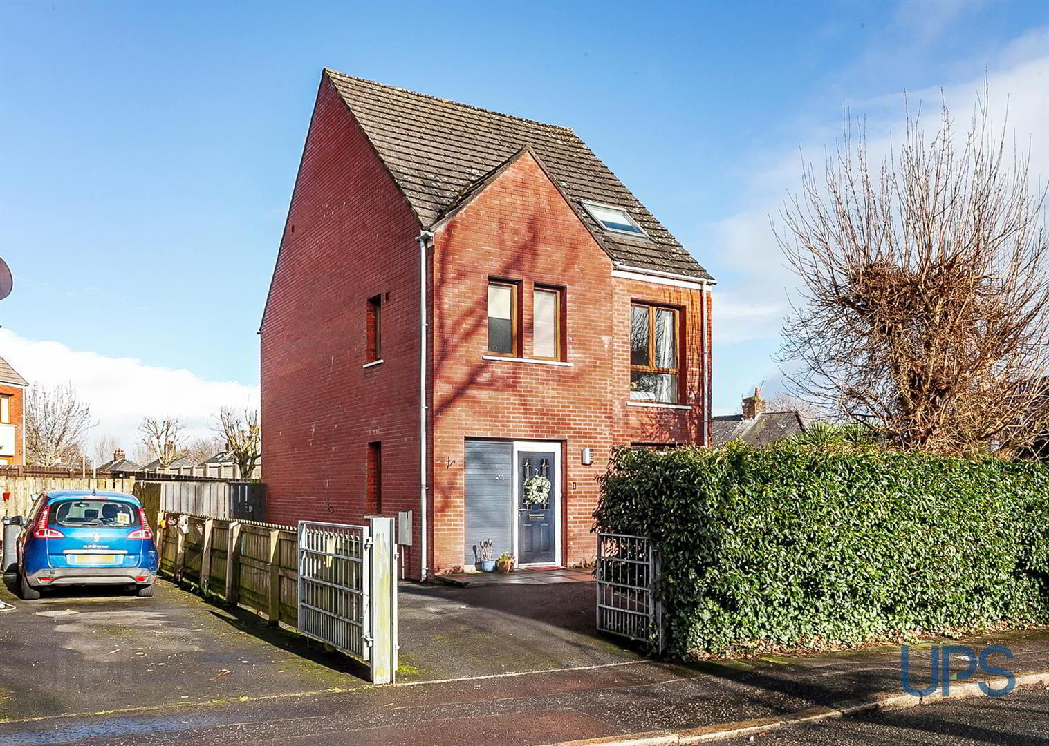 203 Alexandra Park Avenue 1 of 32