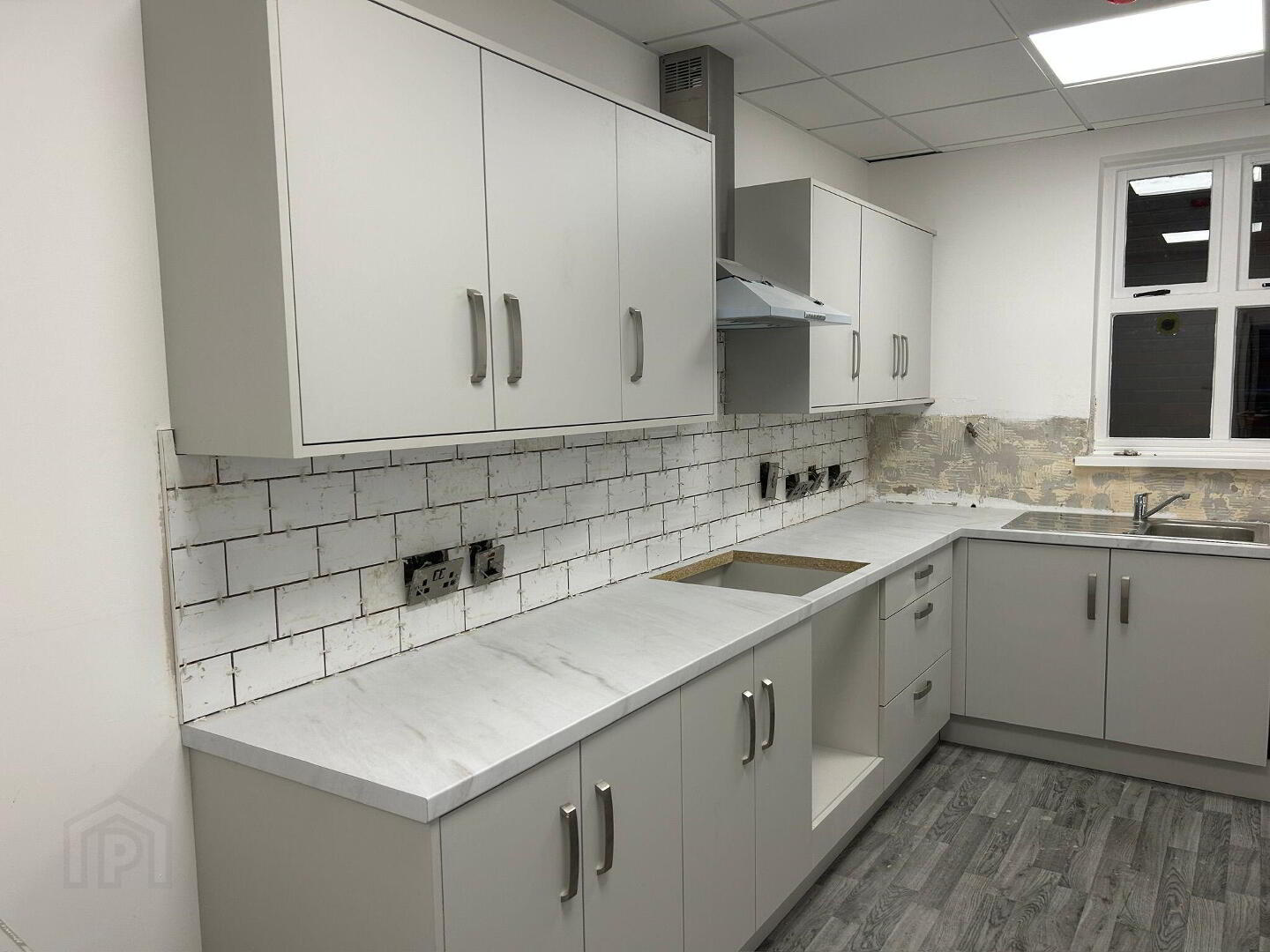 1 Fitted Office Building With Dedicated Parking (Inc, 52 Newforge Lane 8 of 8