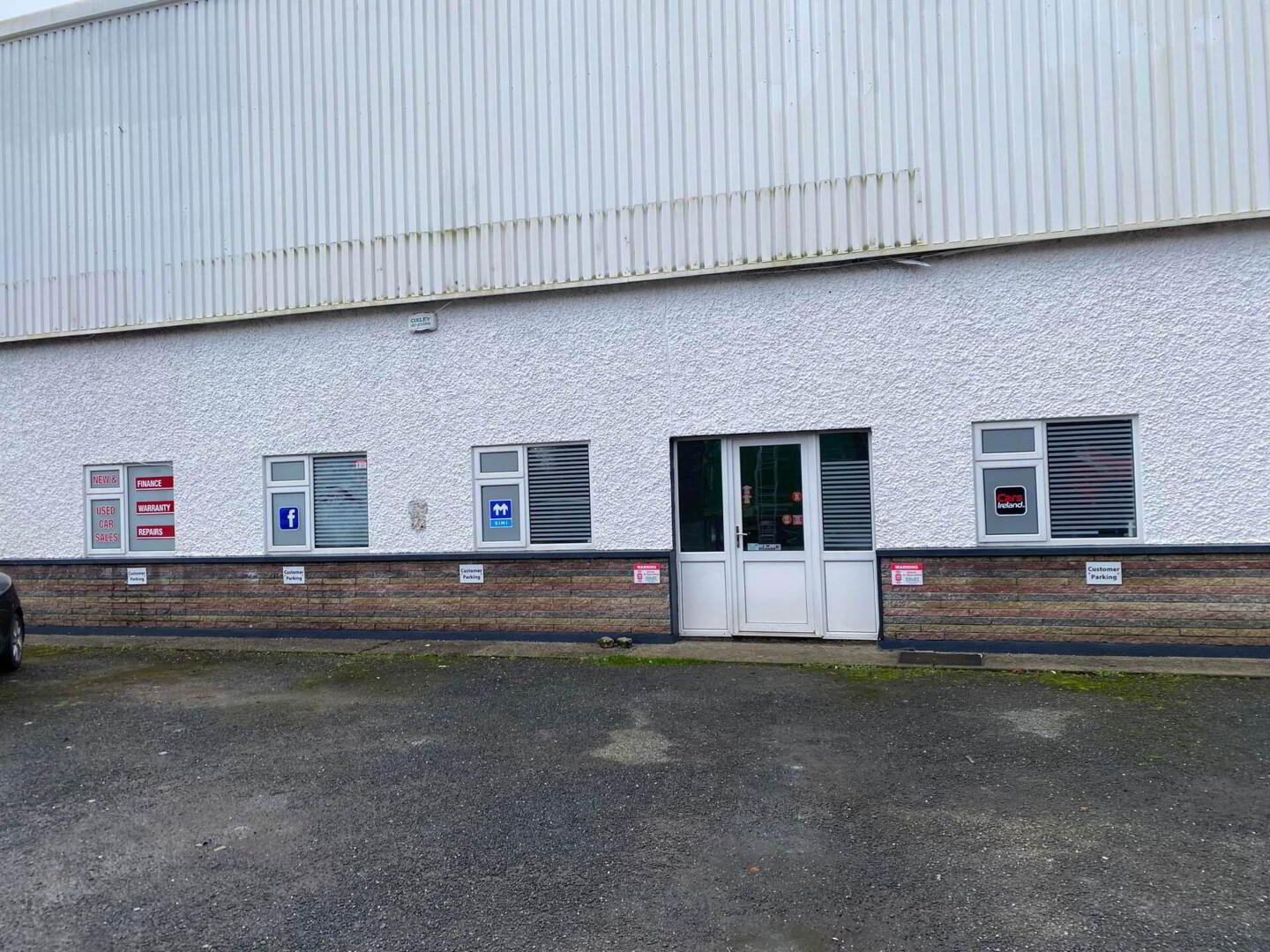 Perry`s Garage 2 of 7