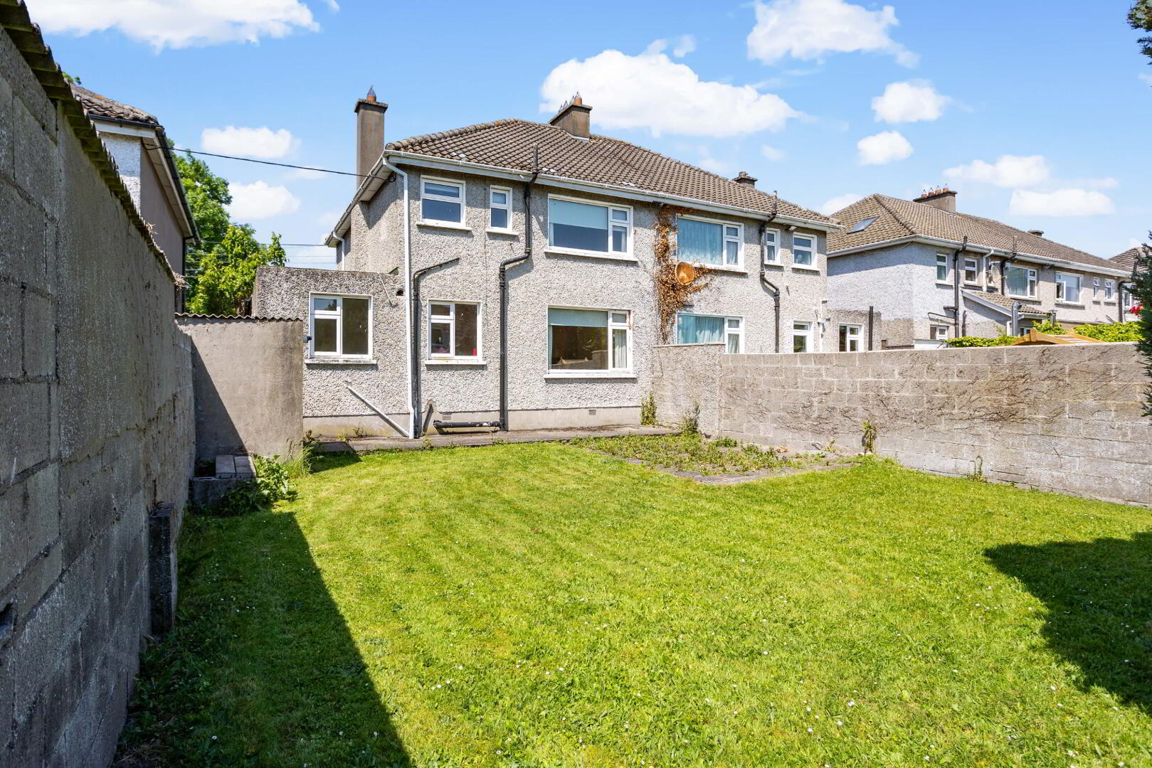 101 Lucan Heights 26 of 27