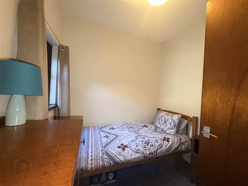 137 Cavendish Street 12 of 12