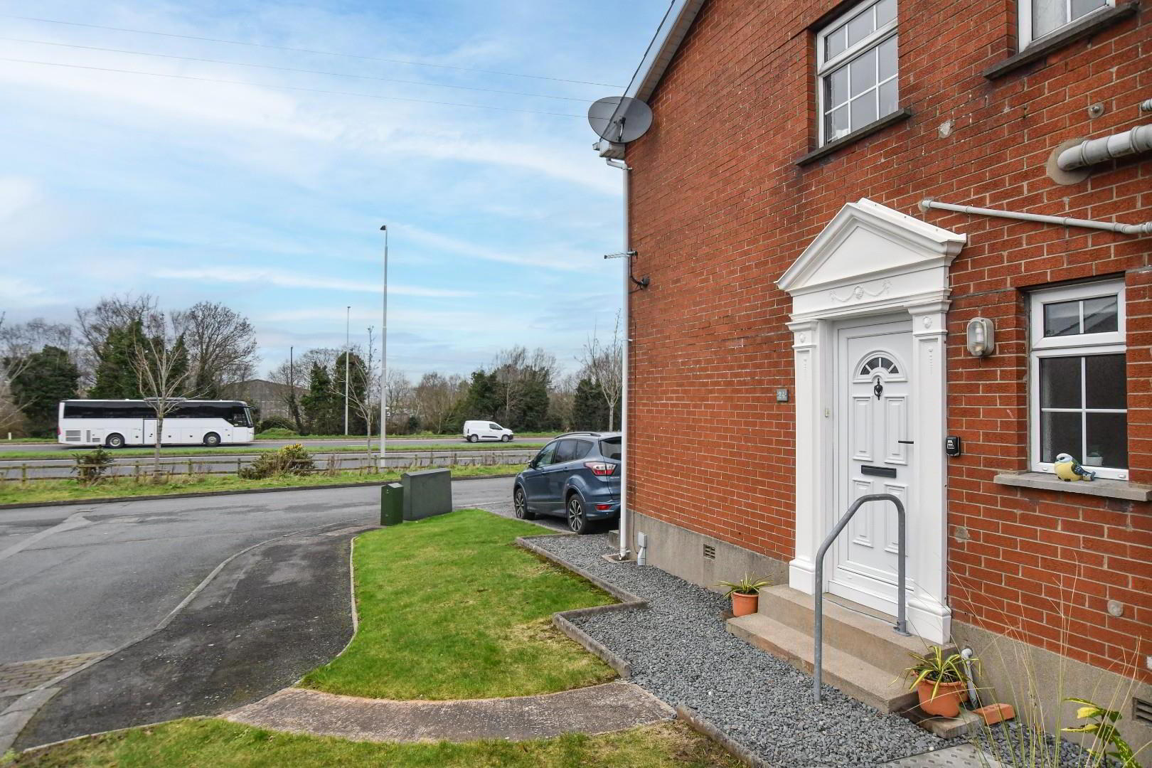 24 Strathearn Court 3 of 24