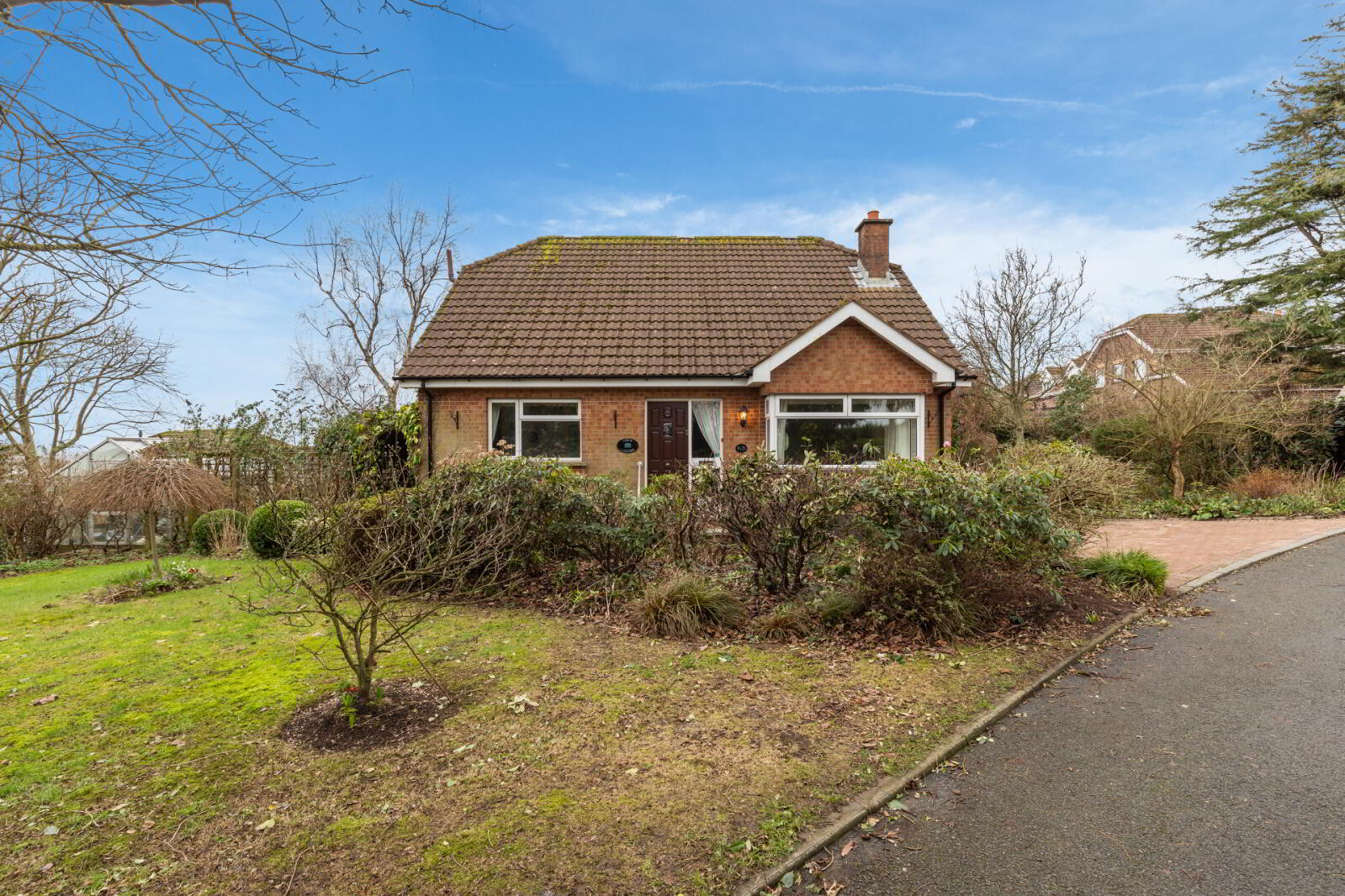 62 Dunlady Manor 1 of 28