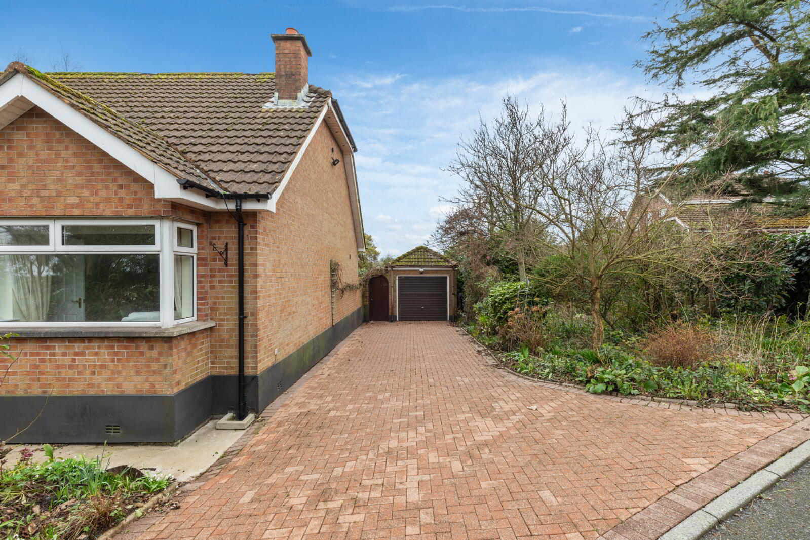 62 Dunlady Manor 2 of 28