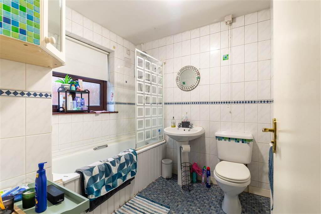 20 Rockmount Street 17 of 17