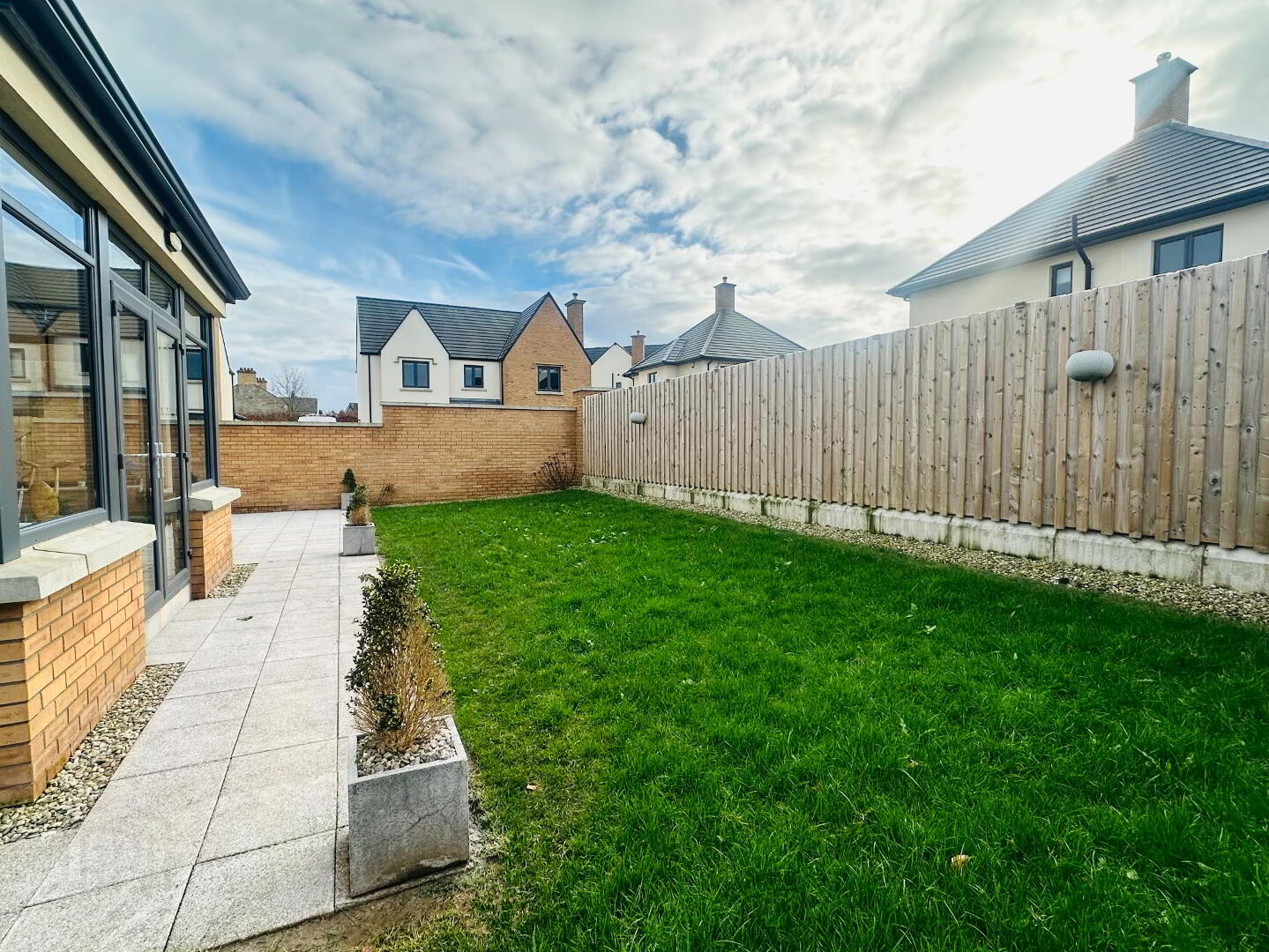 1 Ashgrove Green 40 of 41