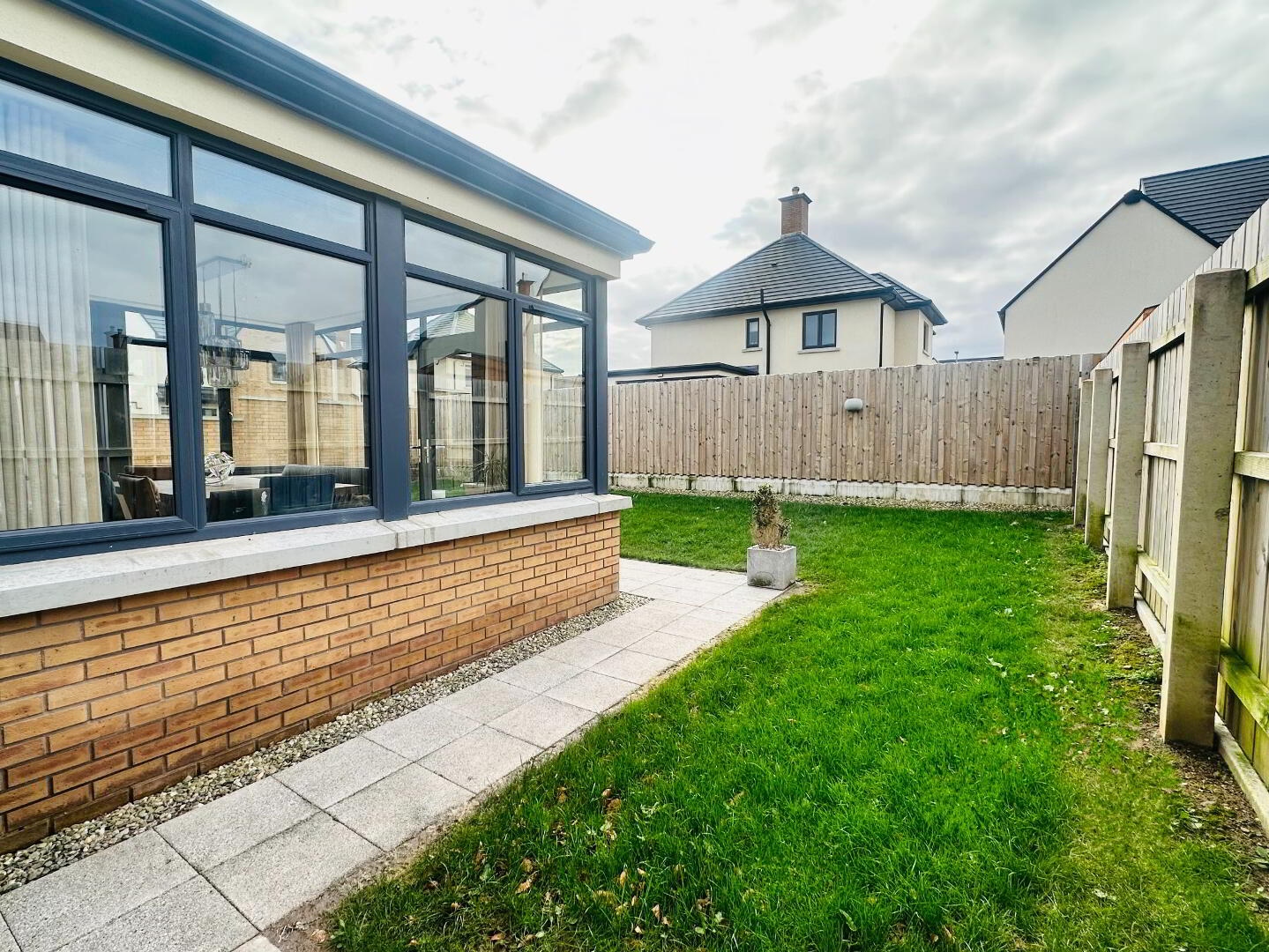 1 Ashgrove Green 41 of 41