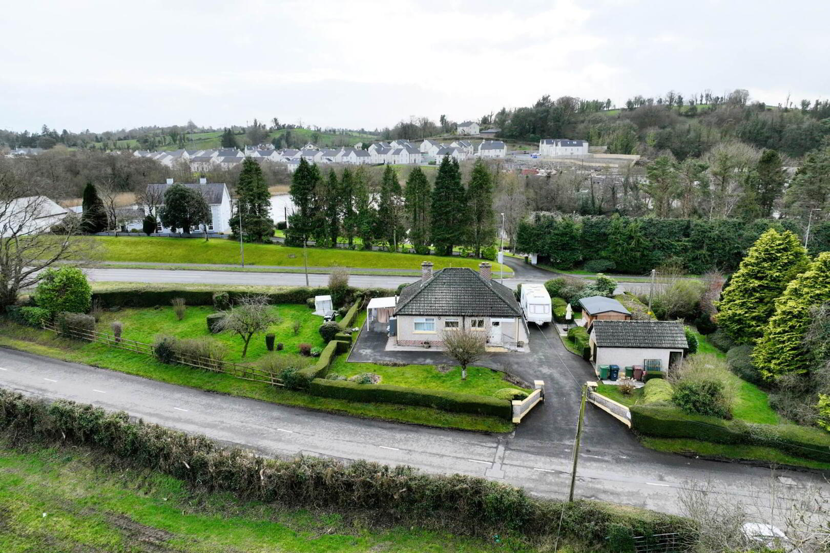51 Loughshore Road 3 of 32