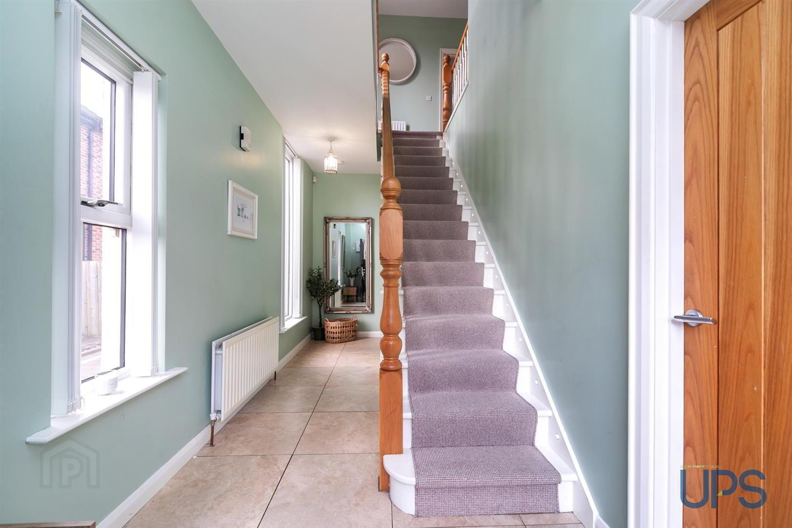 4 Chestnut Grange 3 of 37