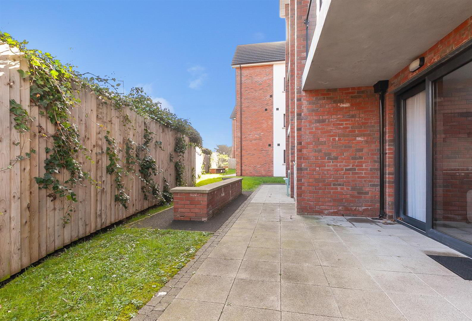 66 Loughshore Manor 15 of 15